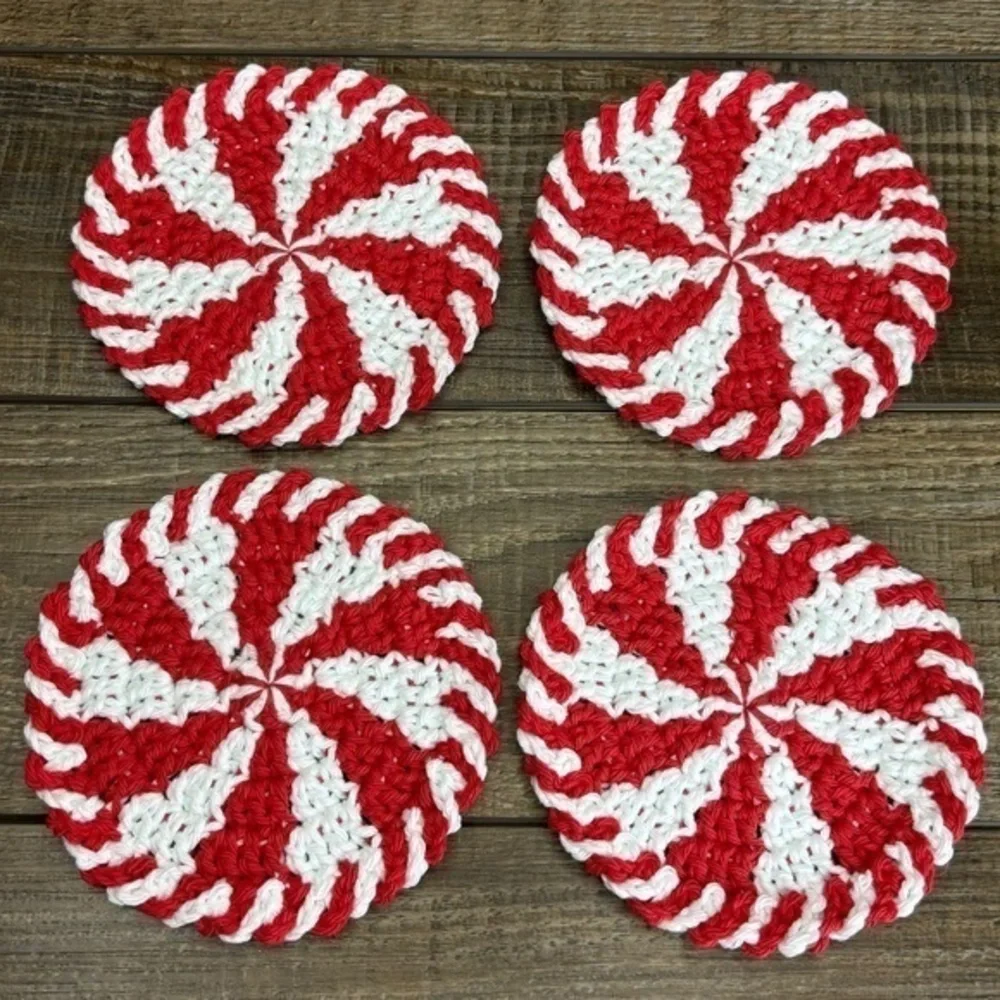 Handcrafted Crochet Peppermint Coasters Christmas Holiday‎ Set of 4 Cotton